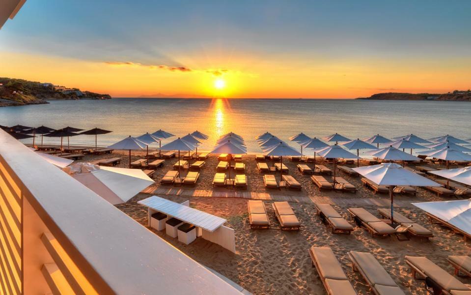 Deluxe Apartment In Vouliagmeni Атина Екстериор снимка