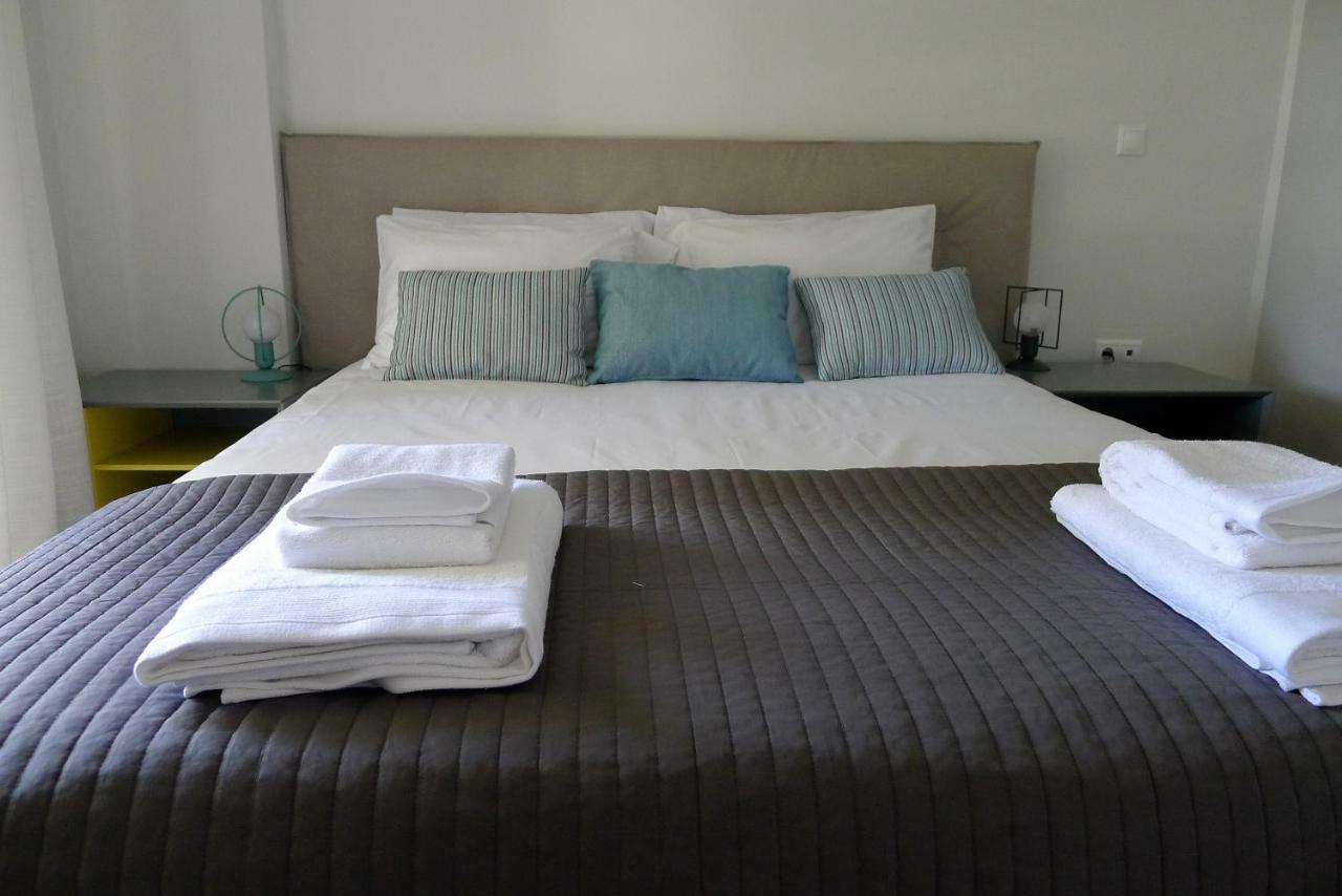 Deluxe Apartment In Vouliagmeni Атина Екстериор снимка