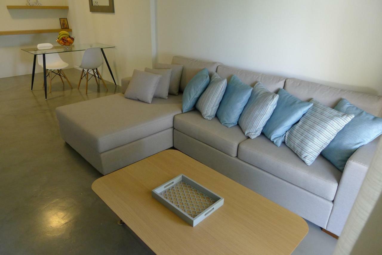 Deluxe Apartment In Vouliagmeni Атина Екстериор снимка