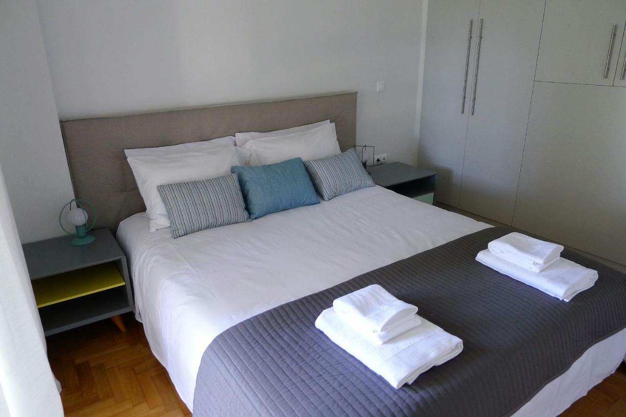Deluxe Apartment In Vouliagmeni Атина Екстериор снимка