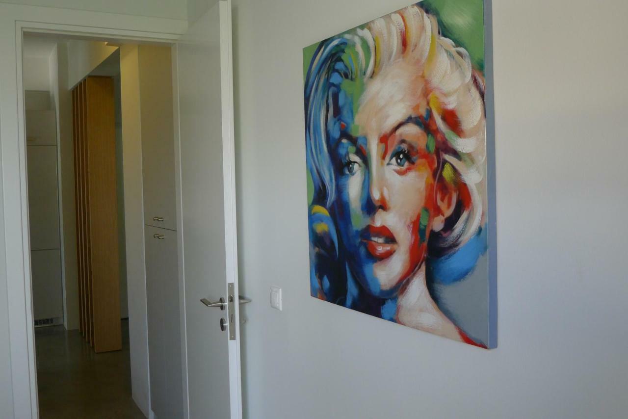 Deluxe Apartment In Vouliagmeni Атина Екстериор снимка