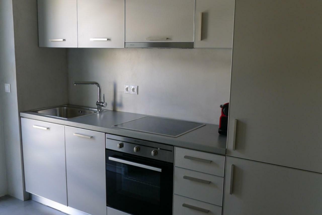 Deluxe Apartment In Vouliagmeni Атина Екстериор снимка